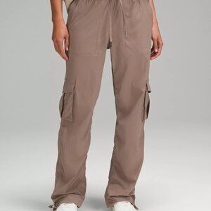 Lululemon Dance Studio Relaxed-Fit Mid-Rise Cargo Pant | Size M